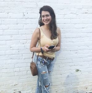 Meet your Posher, Kaitlin